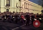 Image John Kennedy's cortège funèbre Washington DC USA, 1963, de la seconde 56 séquences d'archives historiques vidéo 65675039240