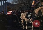 Immagine di Il corteo funebre di John Kennedy Washington DC USA, 1963, secondo 28 filmato di repertorio 65675039248