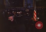 Immagine di Jacqueline Kennedy Washington DC USA, 1963, secondo 16 filmato di repertorio 65675039260