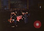 Immagine di Jacqueline Kennedy Washington DC USA, 1963, secondo 33 filmato di repertorio 65675039260
