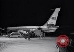 Immagine di Il presidente Lyndon B Johnson Andrews Air Force Base Maryland USA, 1963, secondo 16 filmato di repertorio 65675039267