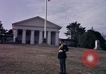 Standbild John Kennedy's Grab Washington DC USA, 1963, aus Sekunde 52 historischem Filmmaterial Videoclip 65675039276