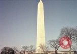 Standbild Flagge auf Halbmast Washington DC USA, 1963, aus Sekunde 1 historischem Filmmaterial Videoclip 65675039277