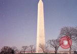 Standbild Flagge auf Halbmast Washington DC USA, 1963, aus Sekunde 9 historischem Filmmaterial Videoclip 65675039277