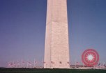 Standbild Flagge auf Halbmast Washington DC USA, 1963, aus Sekunde 27 historischem Filmmaterial Videoclip 65675039277