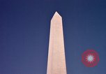 Standbild Flagge auf Halbmast Washington DC USA, 1963, aus Sekunde 45 historischem Filmmaterial Videoclip 65675039277