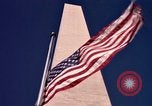 Standbild Flagge auf Halbmast Washington DC USA, 1963, aus Sekunde 49 historischem Filmmaterial Videoclip 65675039277