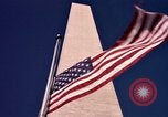 Standbild Flagge auf Halbmast Washington DC USA, 1963, aus Sekunde 50 historischem Filmmaterial Videoclip 65675039277
