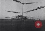 Standbild D'Ascanio D'AT3 Hubschrauber Ciampino Italien, 1930, aus Sekunde 25 historischem Filmmaterial Videoclip 65675039282