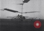 Standbild D'Ascanio D'AT3 Hubschrauber Ciampino Italien, 1930, aus Sekunde 33 historischem Filmmaterial Videoclip 65675039282