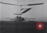 Standbild D'Ascanio D'AT3 Hubschrauber Ciampino Italien, 1930, aus Sekunde 41 historischem Filmmaterial Videoclip 65675039282
