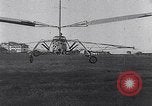 Standbild D'Ascanio D'AT3 Hubschrauber Ciampino Italien, 1930, aus Sekunde 55 historischem Filmmaterial Videoclip 65675039282
