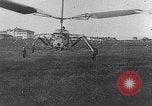 Standbild D'Ascanio D'AT3 Hubschrauber Ciampino Italien, 1930, aus Sekunde 60 historischem Filmmaterial Videoclip 65675039282