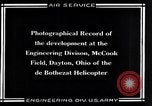 Standbild De Bothezat Hubschrauber Dayton Ohio USA, 1921, aus Sekunde 21 historischem Filmmaterial Videoclip 65675039283
