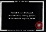 Standbild De Bothezat Hubschrauber Dayton Ohio USA, 1921, aus Sekunde 41 historischem Filmmaterial Videoclip 65675039283