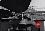 Standbild De Bothezat Hubschrauber Dayton Ohio USA, 1921, aus Sekunde 50 historischem Filmmaterial Videoclip 65675039283