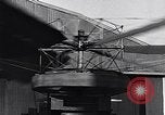 Standbild De Bothezat Hubschrauber Dayton Ohio USA, 1921, aus Sekunde 59 historischem Filmmaterial Videoclip 65675039283