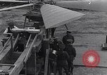 Standbild De Bothezat Helikopter test Dayton Ohio USA, 1922, aus Sekunde 31 historischem Filmmaterial Videoclip 65675039284