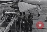 Standbild De Bothezat Helikopter test Dayton Ohio USA, 1922, aus Sekunde 33 historischem Filmmaterial Videoclip 65675039284