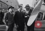 Immagine di Edsel Ford Santa Monica California USA, 1941, secondo 30 filmato di repertorio 65675039291