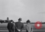 Immagine di Edsel Ford Santa Monica California USA, 1941, secondo 36 filmato di repertorio 65675039291