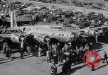 Standbild Flugzeuge B-17D Seattle Washington USA, 1941, aus Sekunde 13 historischem Filmmaterial Videoclip 65675039301