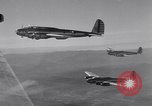 Standbild Flugzeuge B-17D Seattle Washington USA, 1941, aus Sekunde 25 historischem Filmmaterial Videoclip 65675039301
