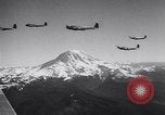 Standbild Flugzeuge B-17D Seattle Washington USA, 1941, aus Sekunde 46 historischem Filmmaterial Videoclip 65675039301