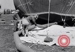 Immagine di Barrage palloncini Fort Lewis Washington USA, 1941, secondo 18 filmato di repertorio 65675039309