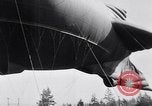 Immagine di Barrage palloncini Fort Lewis Washington USA, 1941, secondo 32 filmato di repertorio 65675039309