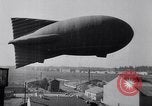 Immagine di Barrage palloncini Fort Lewis Washington USA, 1941, secondo 34 filmato di repertorio 65675039309
