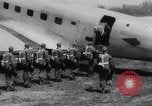 Image États-Unis 501e Bataillon Parachutiste Fort Benning Georgia USA, 1941, de la seconde 35 séquences d'archives historiques vidéo 65675039310