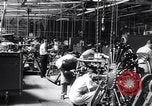 Standbild United States Army Flughafen Reparatur shop Duncan Field Texas USA, 1941, aus Sekunde 7 historischem Filmmaterial Videoclip 65675039314