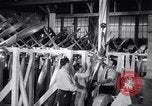 Standbild United States Army Flughafen Reparatur shop Duncan Field Texas USA, 1941, aus Sekunde 14 historischem Filmmaterial Videoclip 65675039314