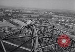Standbild springen Turm Fort Benning Georgia USA, 1941, aus Sekunde 18 historischem Filmmaterial Videoclip 65675039320