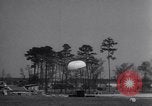 Standbild springen Turm Fort Benning Georgia USA, 1941, aus Sekunde 47 historischem Filmmaterial Videoclip 65675039320
