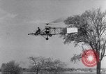 Image Igor Sikorsky VS-300 record du monde Stratford Connecticut USA, 1941, de la seconde 10 séquences d'archives historiques vidéo 65675039323