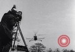 Image Igor Sikorsky VS-300 record du monde Stratford Connecticut USA, 1941, de la seconde 20 séquences d'archives historiques vidéo 65675039323