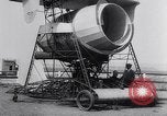 Image Igor Sikorsky VS-300 record du monde Stratford Connecticut USA, 1941, de la seconde 30 séquences d'archives historiques vidéo 65675039323