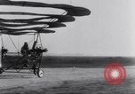 Image Igor Sikorsky VS-300 record du monde Stratford Connecticut USA, 1941, de la seconde 47 séquences d'archives historiques vidéo 65675039323