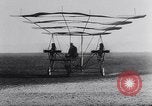 Image Igor Sikorsky VS-300 record du monde Stratford Connecticut USA, 1941, de la seconde 49 séquences d'archives historiques vidéo 65675039323