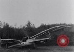 Image Igor Sikorsky VS-300 record du monde Stratford Connecticut USA, 1941, de la seconde 58 séquences d'archives historiques vidéo 65675039323