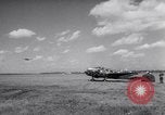 Standbild Flugzeug C-45A Wright Field Dayton Ohio USA, 1941, aus Sekunde 15 historischem Filmmaterial Videoclip 65675039326