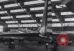 Standbild Douglas B-19 California United States USA, 1941, aus Sekunde 25 historischem Filmmaterial Videoclip 65675039327