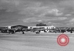 Standbild Flugzeuge B-17DS Hickham Field Honolulu Hawaii USA, 1941, aus Sekunde 10 historischem Filmmaterial Videoclip 65675039330