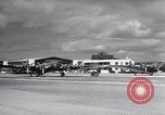 Standbild Flugzeuge B-17DS Hickham Field Honolulu Hawaii USA, 1941, aus Sekunde 12 historischem Filmmaterial Videoclip 65675039330