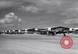 Standbild Flugzeuge B-17DS Hickham Field Honolulu Hawaii USA, 1941, aus Sekunde 21 historischem Filmmaterial Videoclip 65675039330