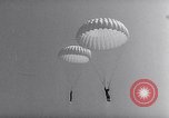 Standbild Fallschirmjäger Fort Benning Georgia USA, 1941, aus Sekunde 56 historischem Filmmaterial Videoclip 65675039331