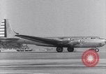Standbild Flugzeuge Douglas B-19 Santa Monica California USA, 1941, aus Sekunde 58 historischem Filmmaterial Videoclip 65675039332
