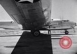 Standbild Flugzeuge B-19 Santa Monica California USA, 1941, aus Sekunde 10 historischem Filmmaterial Videoclip 65675039338